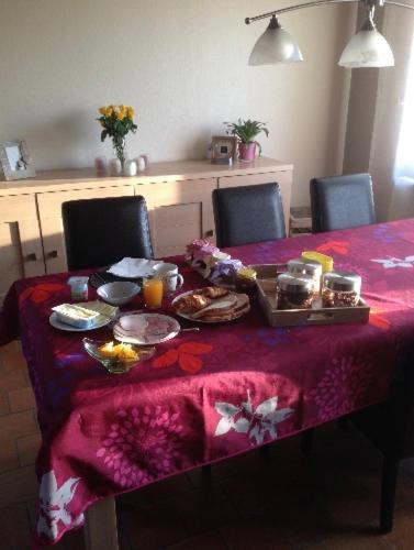 Chambres Chez L'Habitant Couvin Bagian luar foto
