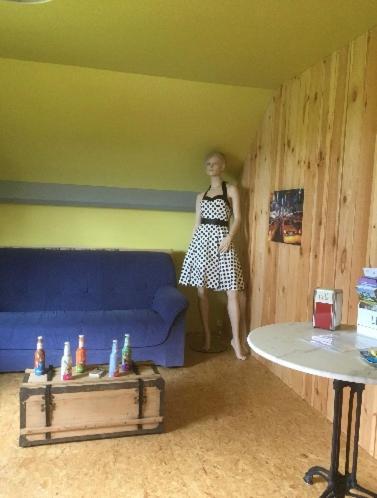 Chambres Chez L'Habitant Couvin Bagian luar foto