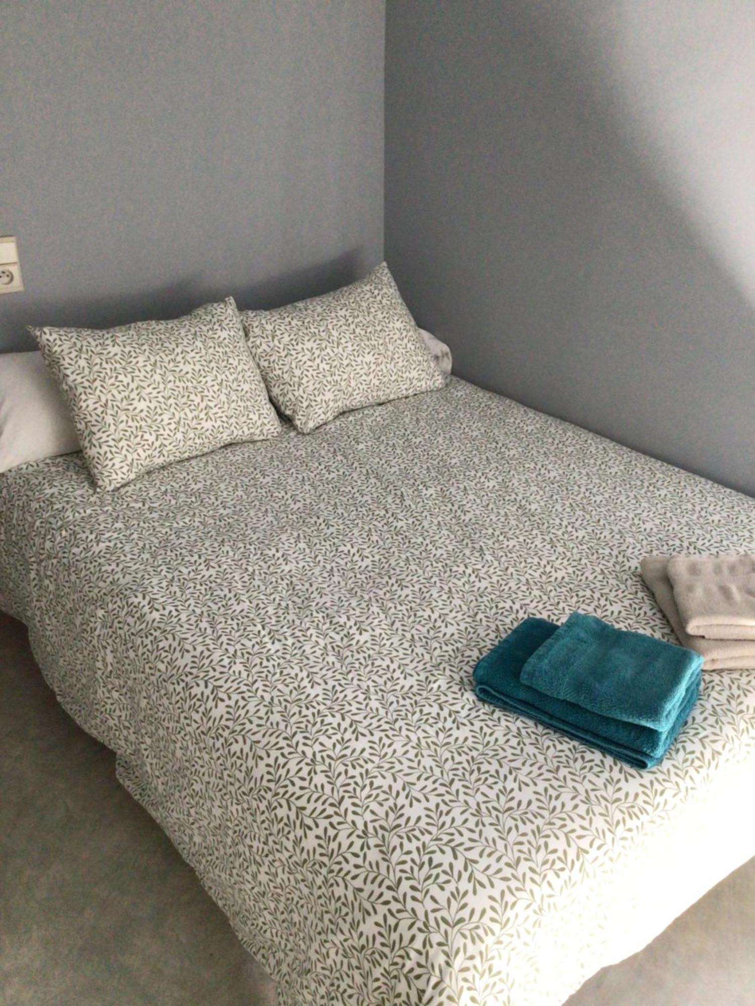 Chambres Chez L'Habitant Couvin Bagian luar foto